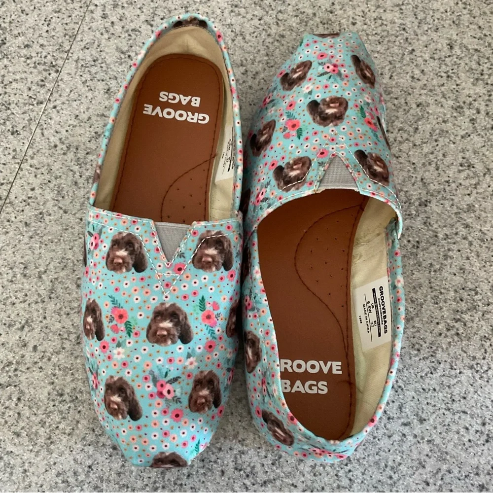 GrooveBags Slip-on Dog Shoes, Women’s Sz 6.5W (EU-37)
